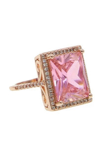 ANTIQUE SQUARE RING